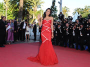 th_46707_RosarioDawsonScreeningofThisMustbethePlaceatthe64thinternationalfilmfestivalinCannes20.5.2011_30_122_22lo.jpg