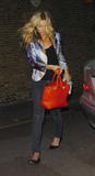 th_02404_Kate_Moss_leaving_the__The_Hill__pub_01.jpg