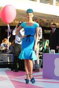 th_95181_celebrity_paradise.com_Katy_Perry_Launches_False_Lash_Range_22.02.2012_07_122_399lo.jpg