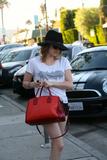 th_61225_Preppie_Emma_Roberts_at_Benjamin_salon_34_122_455lo.jpg