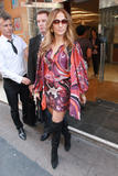 th_82483_celebrity_paradise.com_TheElder_JenniferLopez2011_06_13_AtKissFMinLondon25_122_501lo.jpg