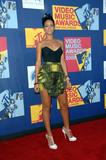 th_19313_Preppie_Rihanna_at_2008_MTV_Video_Music_Awards_9122_122_718lo.jpg