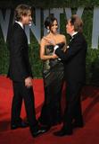 th_13886_Celebutopia-Halle_Berry_arrives_at_the_2009_Vanity_Fair_Oscar_party-36_122_93lo.JPG