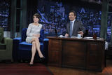 http://img133.imagevenue.com/loc1096/th_87289_Visiting_The_Late_Night_with_Jimmy_Fallon_04-16_5_122_1096lo.jpg