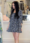 http://img133.imagevenue.com/loc1197/th_16652_Lohan_Lindsay_spent_an_afternoon_shopping_with_friends_at_Switch_003_122_1197lo.jpg