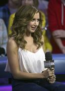 http://img133.imagevenue.com/loc580/th_848419160_Ashley_Tisdale_appearance_on_Much_Music_in_Toronto8_122_580lo.jpg